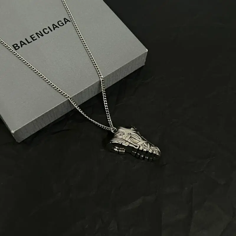 balenciaga collier s_12055374